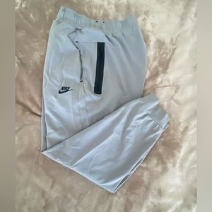 Men’s Nike Joggers. XL